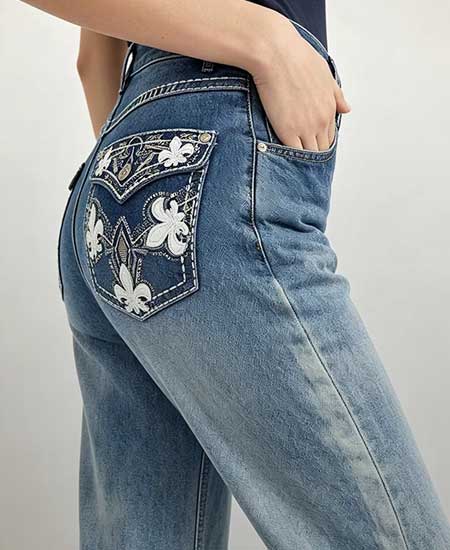 Women's Jeans
